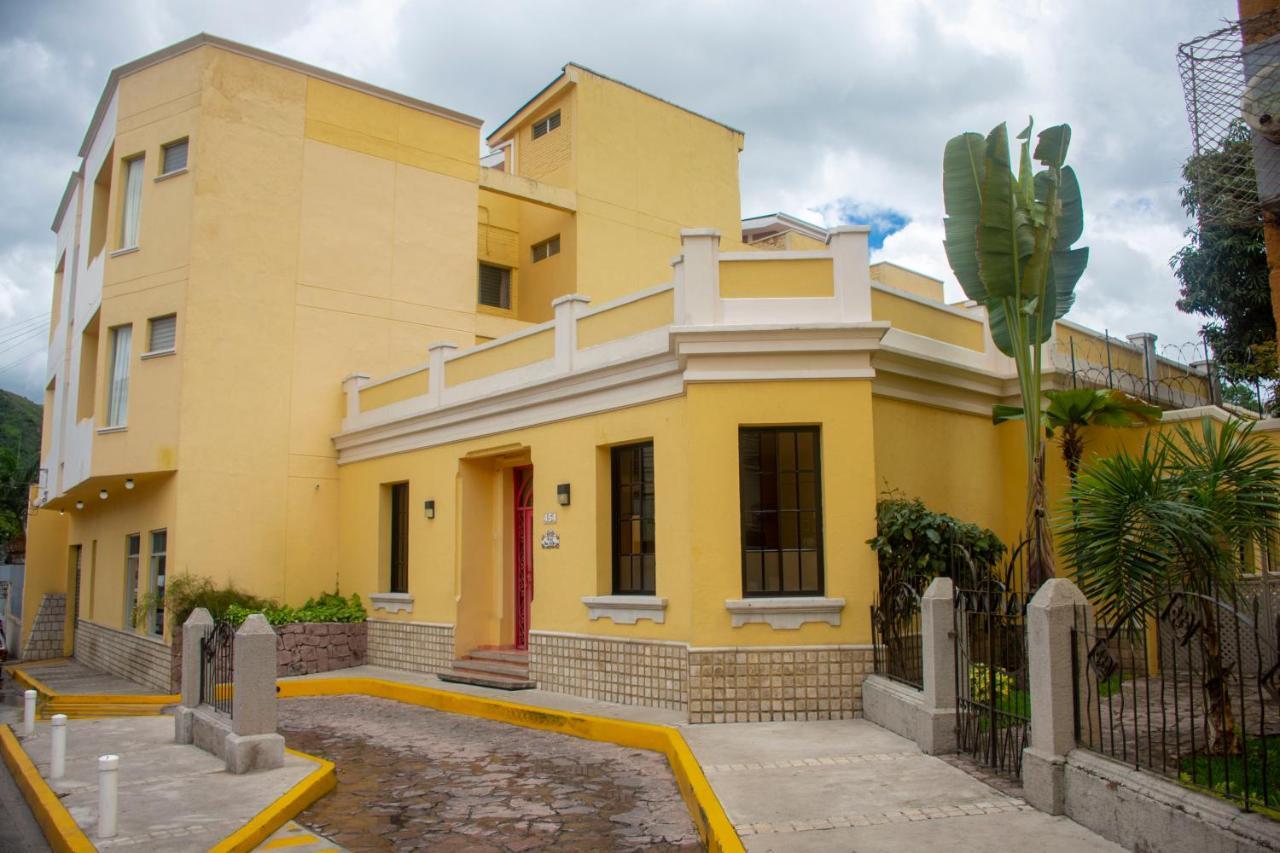 Hotel Mac Arthur Tegucigalpa Bagian luar foto