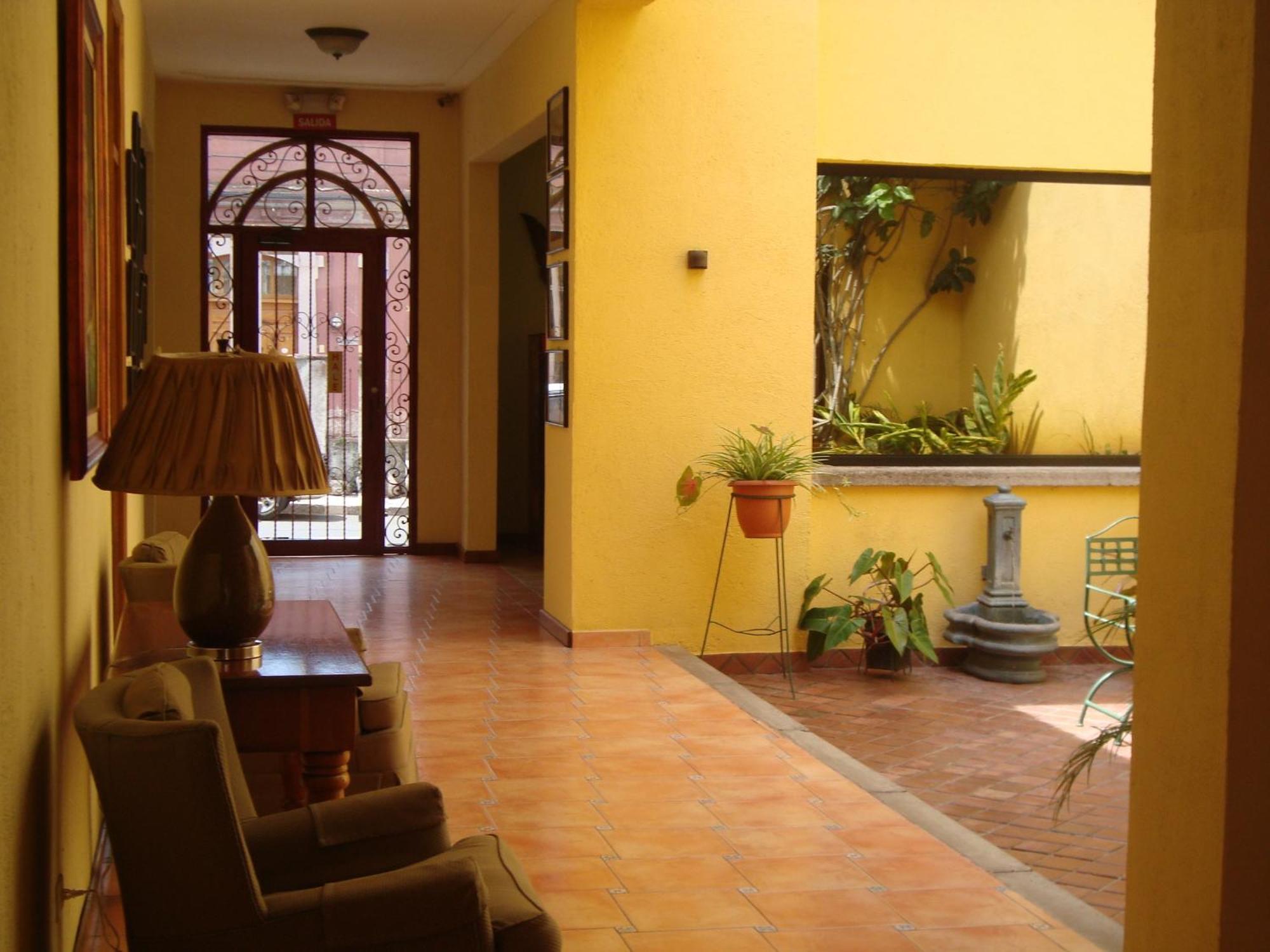 Hotel Mac Arthur Tegucigalpa Bagian luar foto