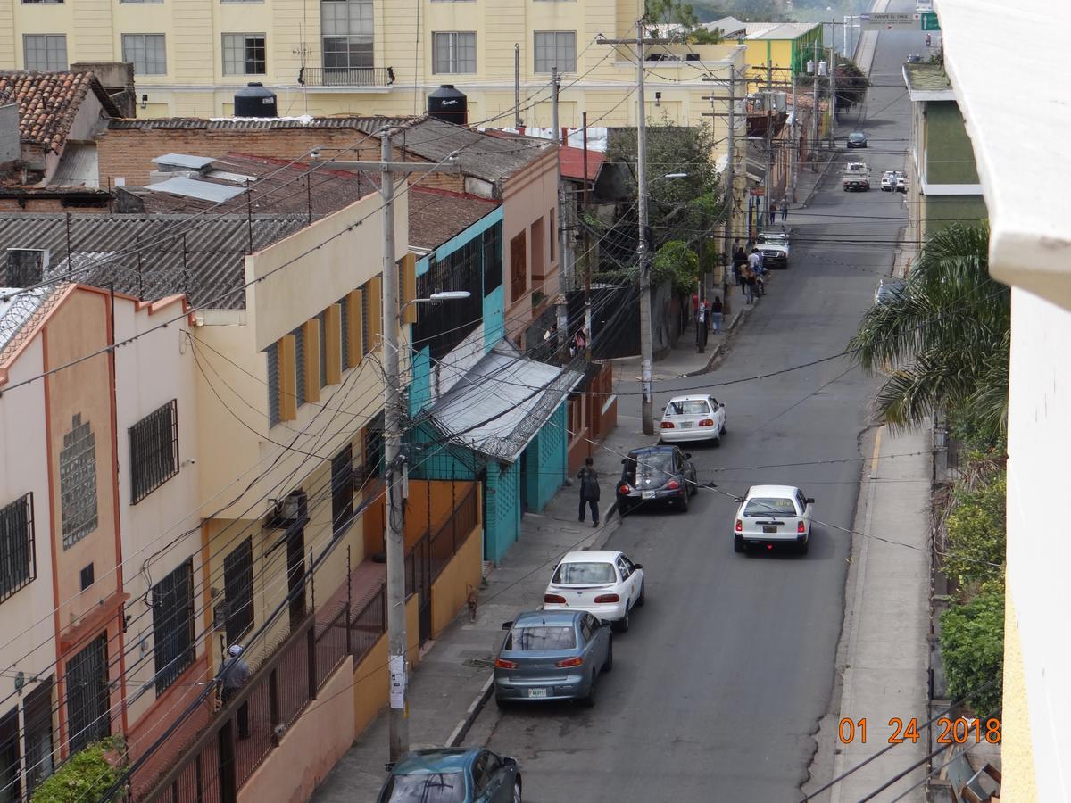 Hotel Mac Arthur Tegucigalpa Ruang foto